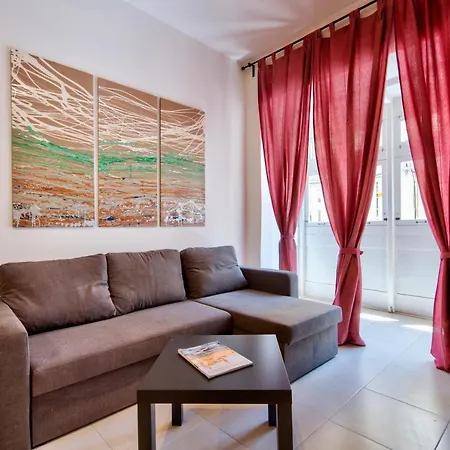 Few Minutes From The Strand Gzira 3-Bedroom Apartment Gzira