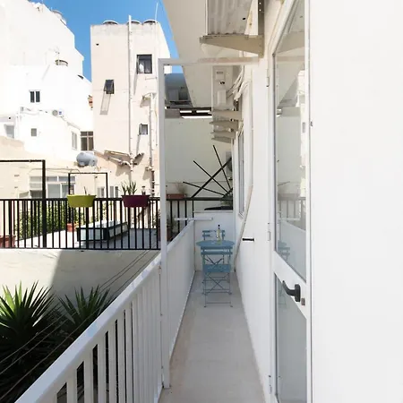 Apartament Few Minutes From The Strand Gzira 3-Bedroom Apartment Gzira